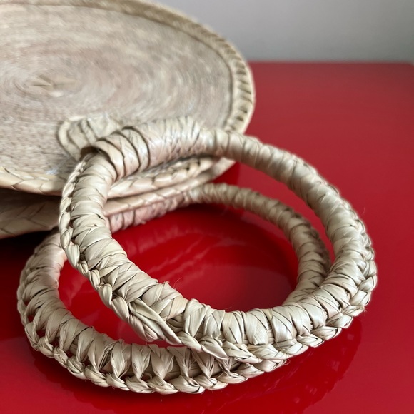 Round Straw Bag - Picture 7 of 7